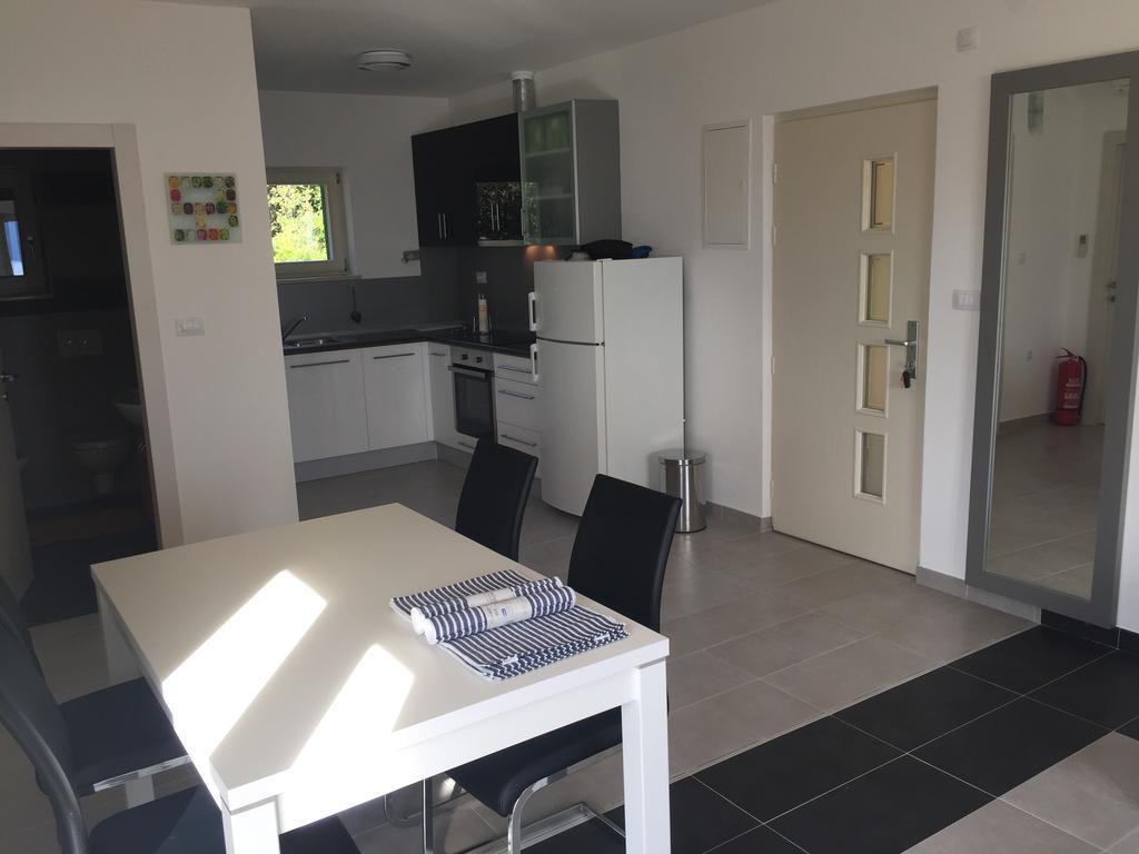 Gavza Sky View Apartment 茨雷斯 外观 照片